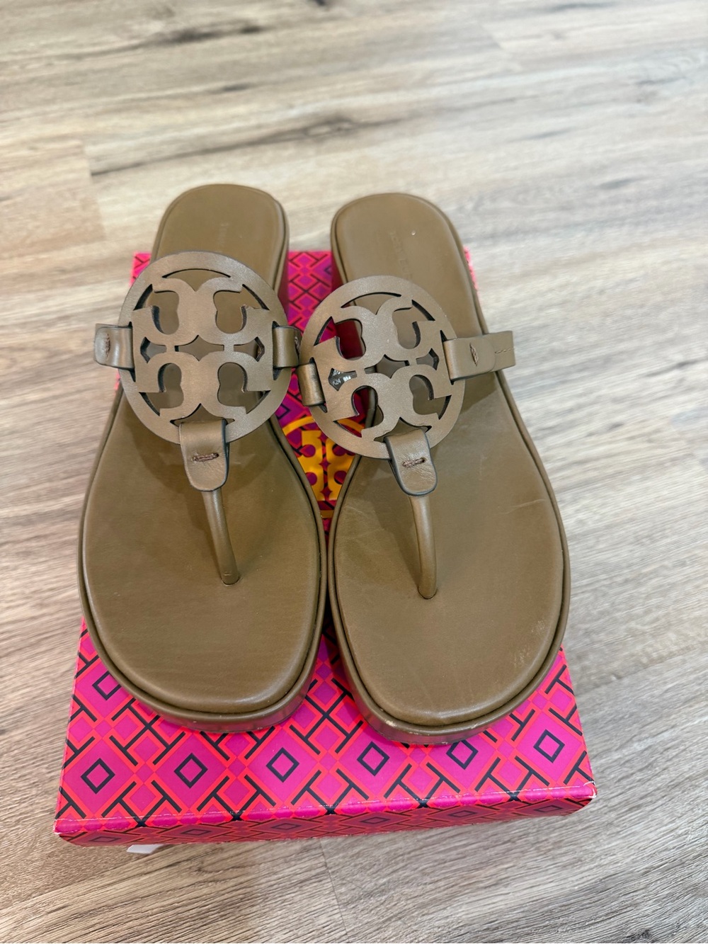 Tory Burch Brown Leather Logo Thong Wedges